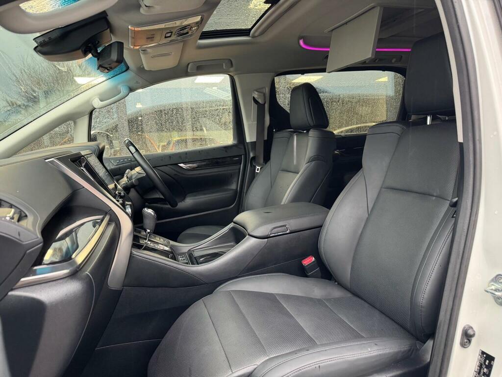 Toyota Alphard 2.4 Hybrid Vvti 7 Seats - X Prem Silver #15