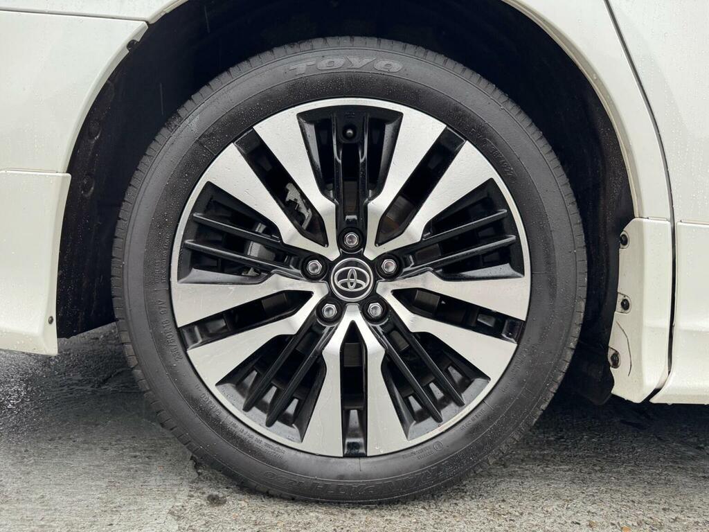 Toyota Alphard 2.4 Hybrid Vvti 7 Seats - X Prem Silver #55