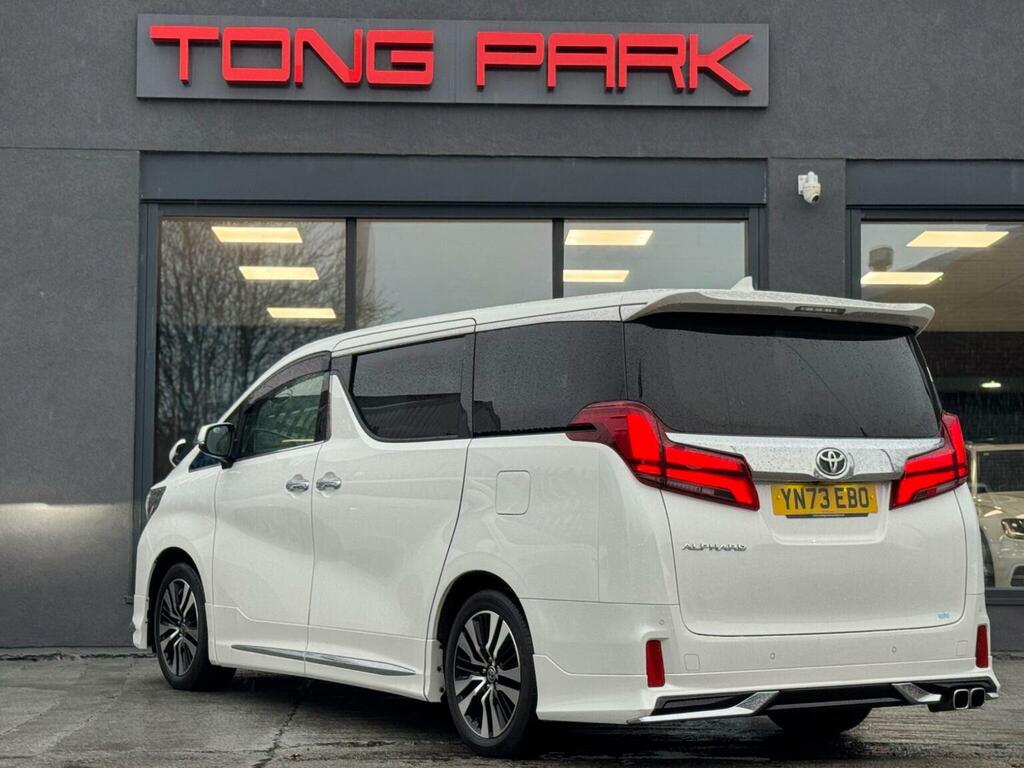 Toyota Alphard Mpv 2.5 S C Package 202373 White #3