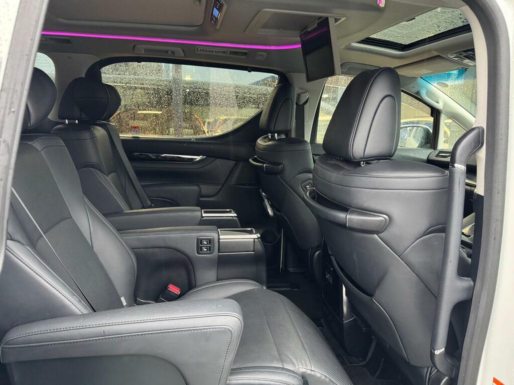Toyota Alphard 2.4 Hybrid Vvti 7 Seats - X Prem Silver #46