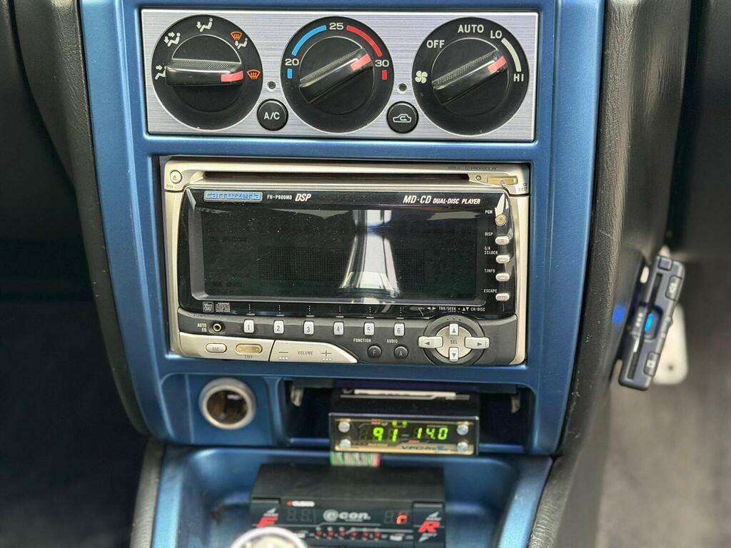 Subaru Impreza 2000 2.0 P1 Limited Edition Saloon Manu Blue #35