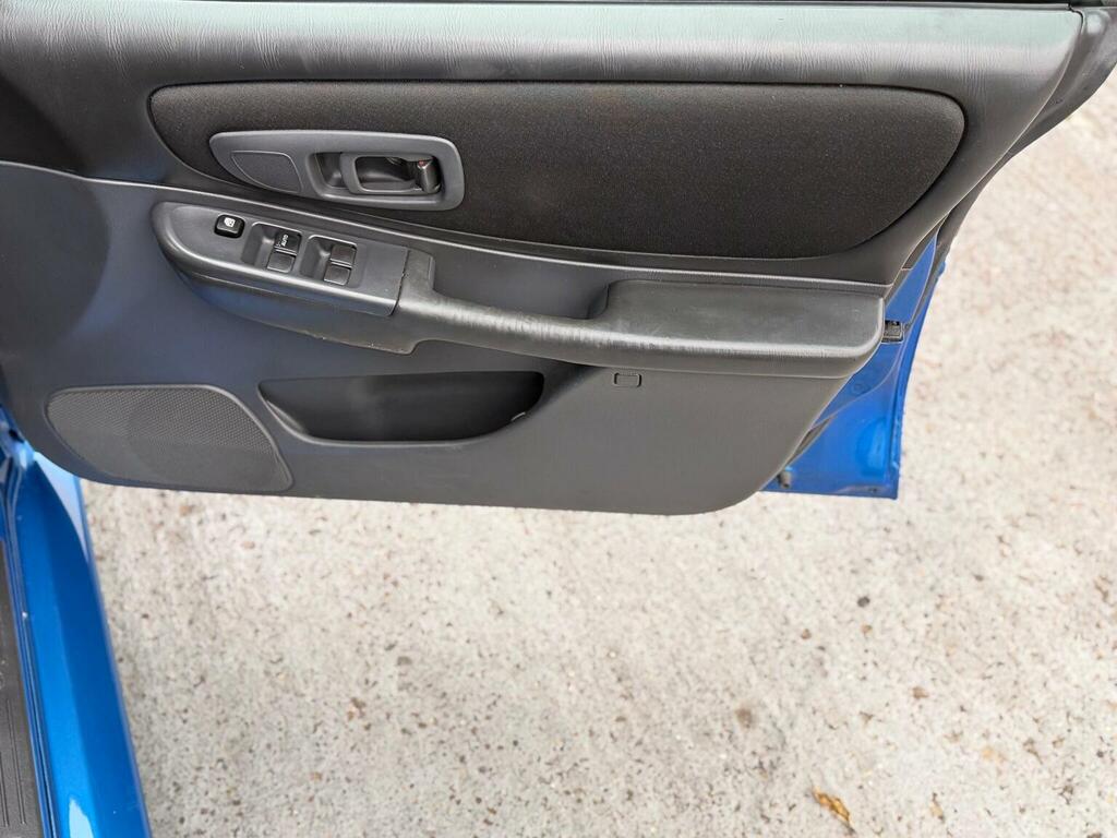 Subaru Impreza 2000 2.0 P1 Limited Edition Saloon Manu Blue #34
