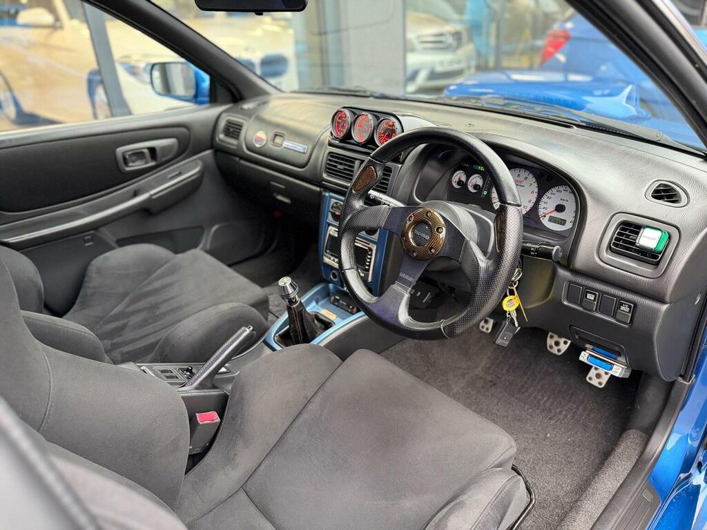 Subaru Impreza 2000 2.0 P1 Limited Edition Saloon Manu Blue #16
