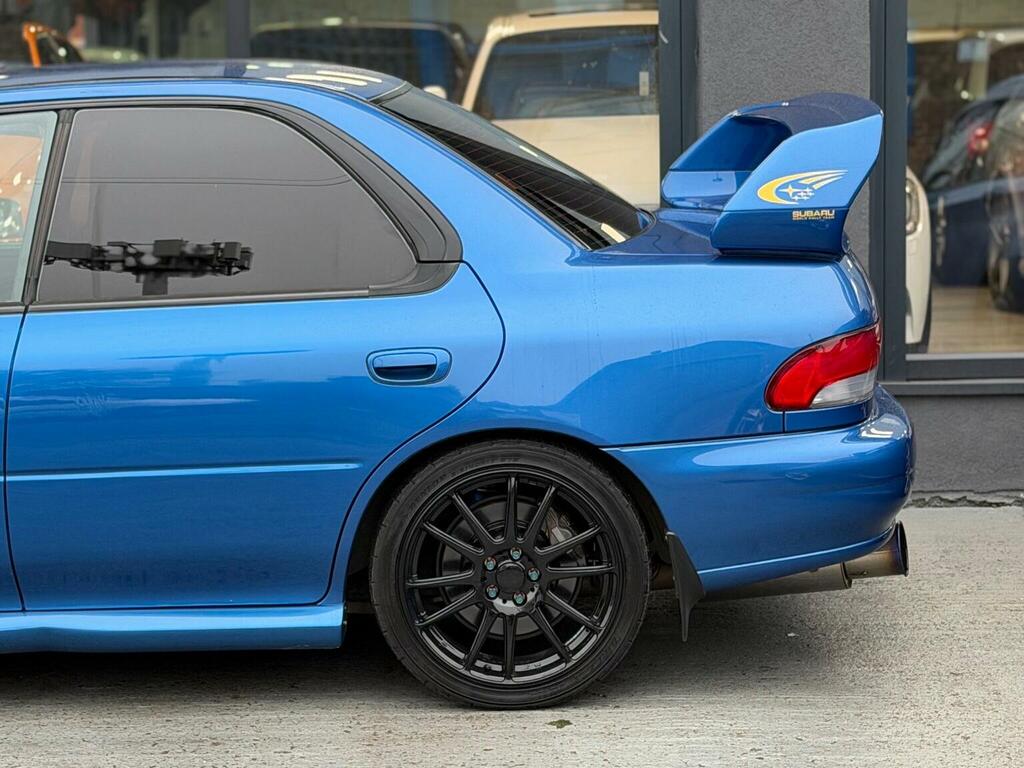 Subaru Impreza 2000 2.0 P1 Limited Edition Saloon Manu Blue #9