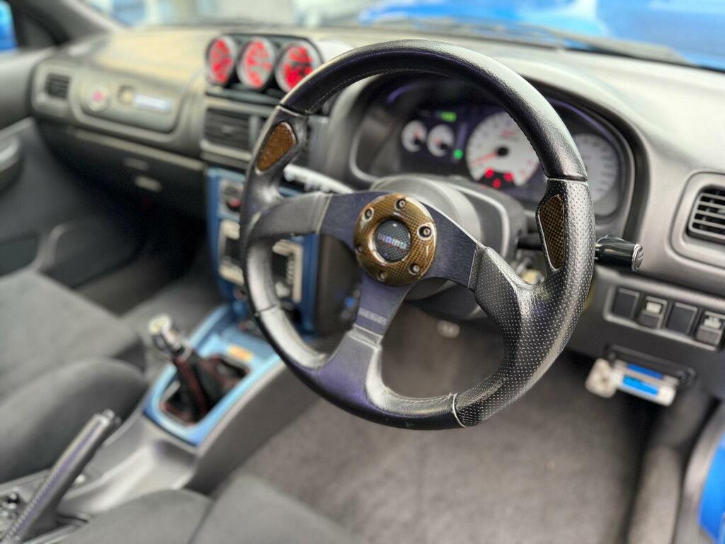 Subaru Impreza 2000 2.0 P1 Limited Edition Saloon Manu Blue #44