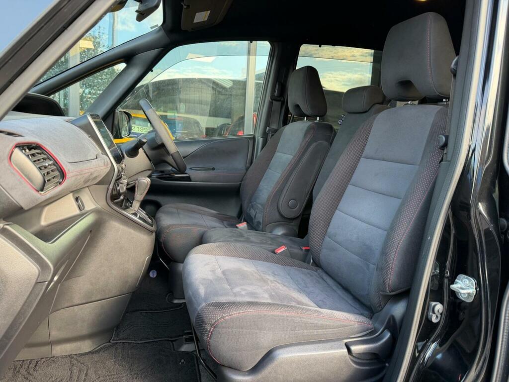 Nissan Serena 2.0 Hybrid 8 Seats Black #14