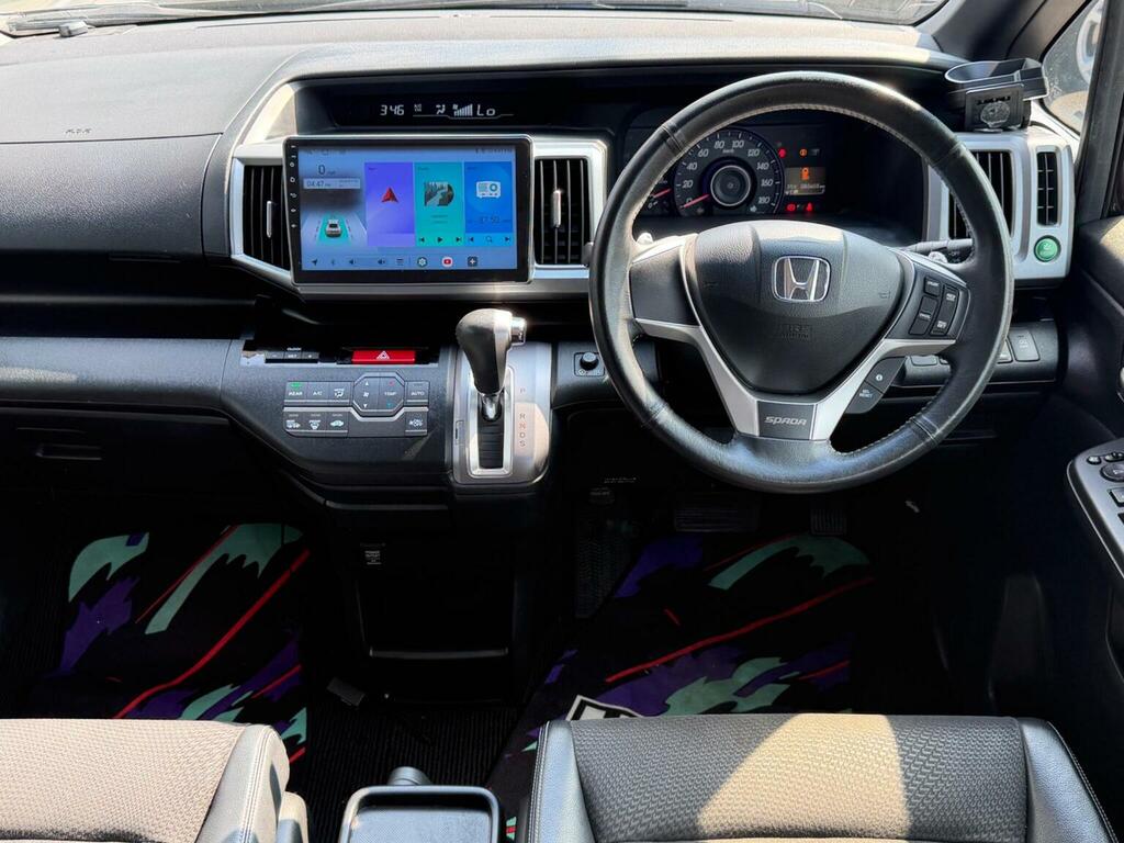 Honda StepWagon 2.0 Spada S White #14