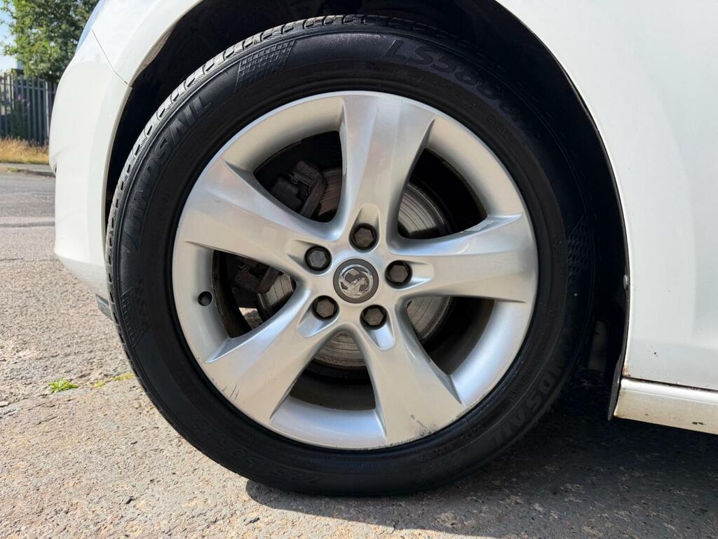 Vauxhall Astra Sri Green #30