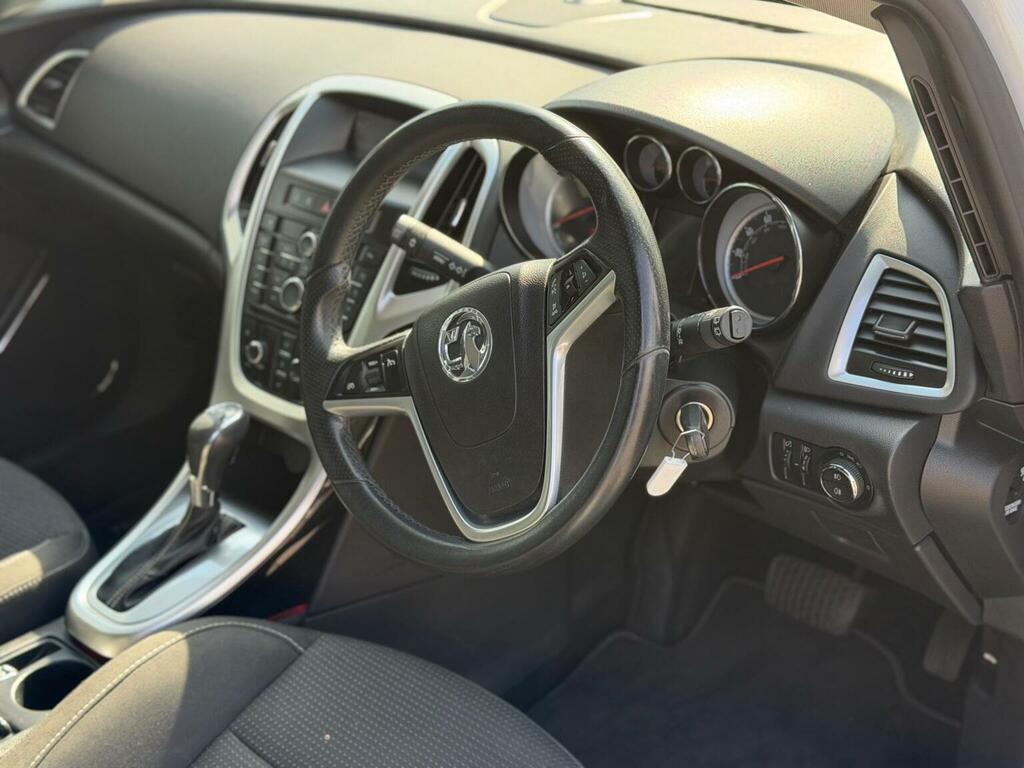 Vauxhall Astra Sri Green #8