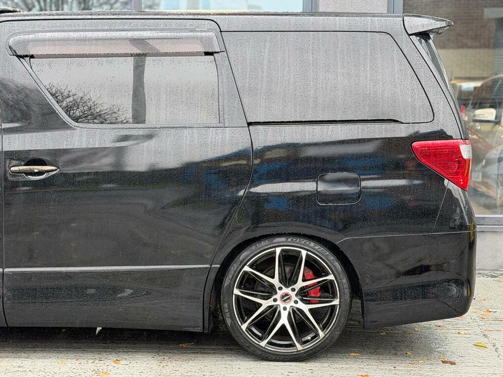 Toyota Alphard   #14