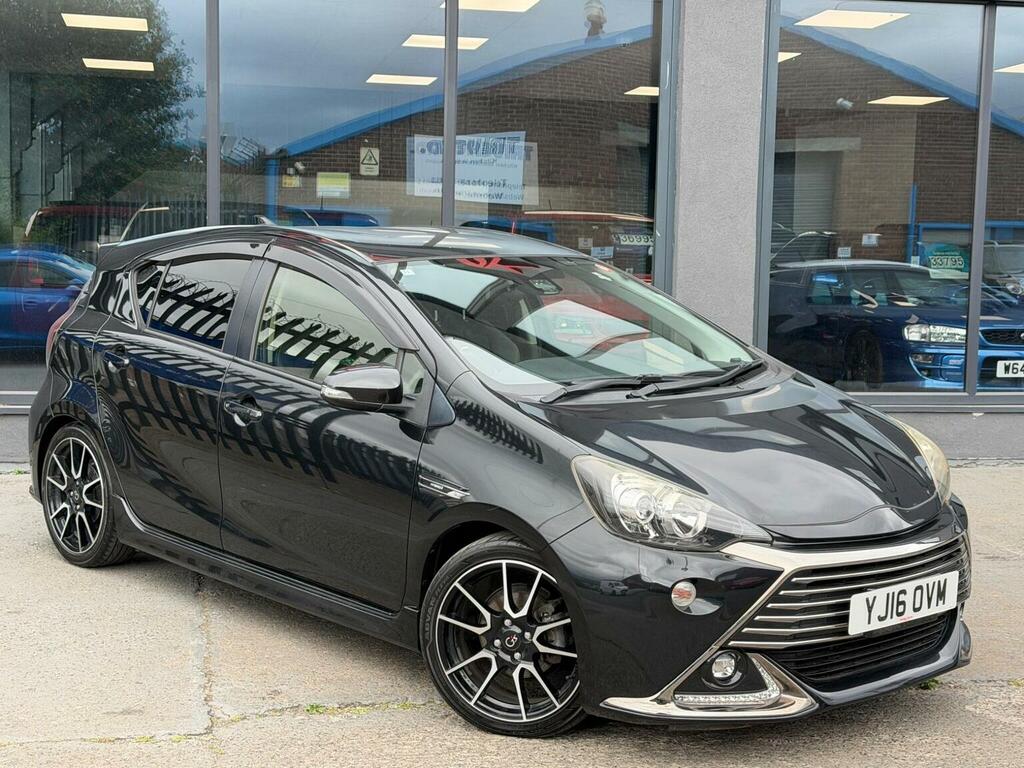 Toyota Aqua Gs 1.5 Vvt-h Hybrid Black #2