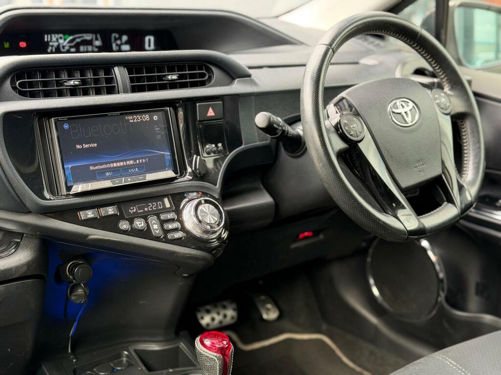 Toyota Aqua Gs 1.5 Vvt-h Hybrid Black #3