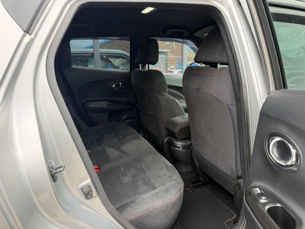 Nissan Juke Juke Acenta Premium Dig-t Red #31