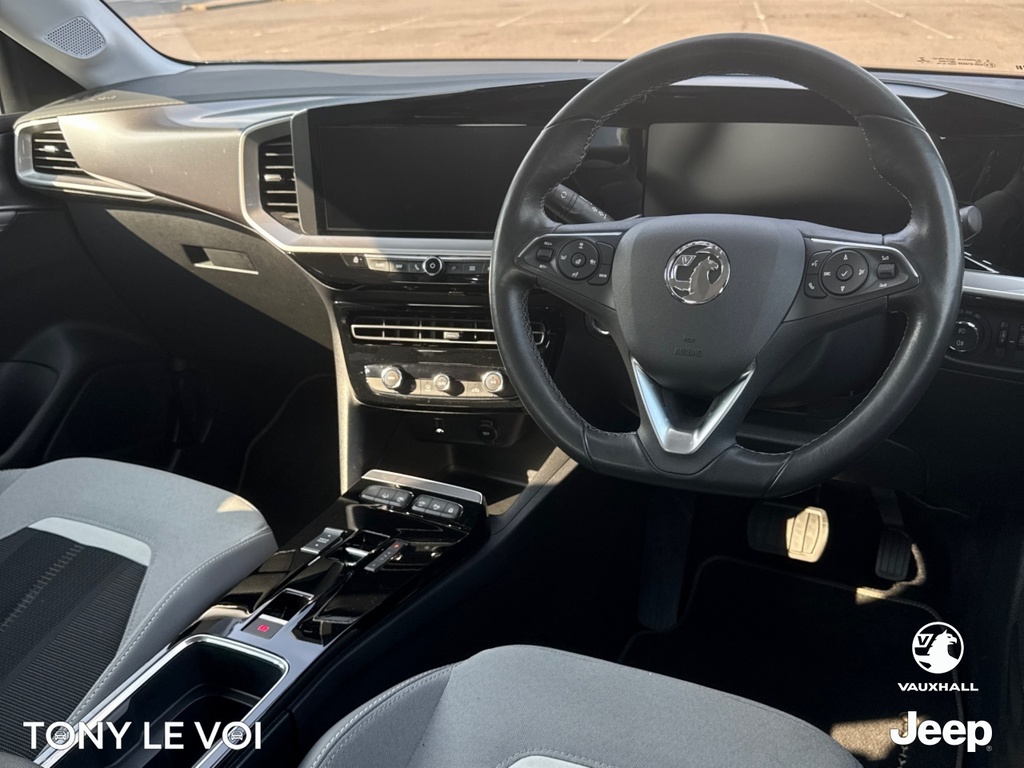 Vauxhall Mokka-e 100Kw Elite Premium 50Kwh DA22UZL Grey #2