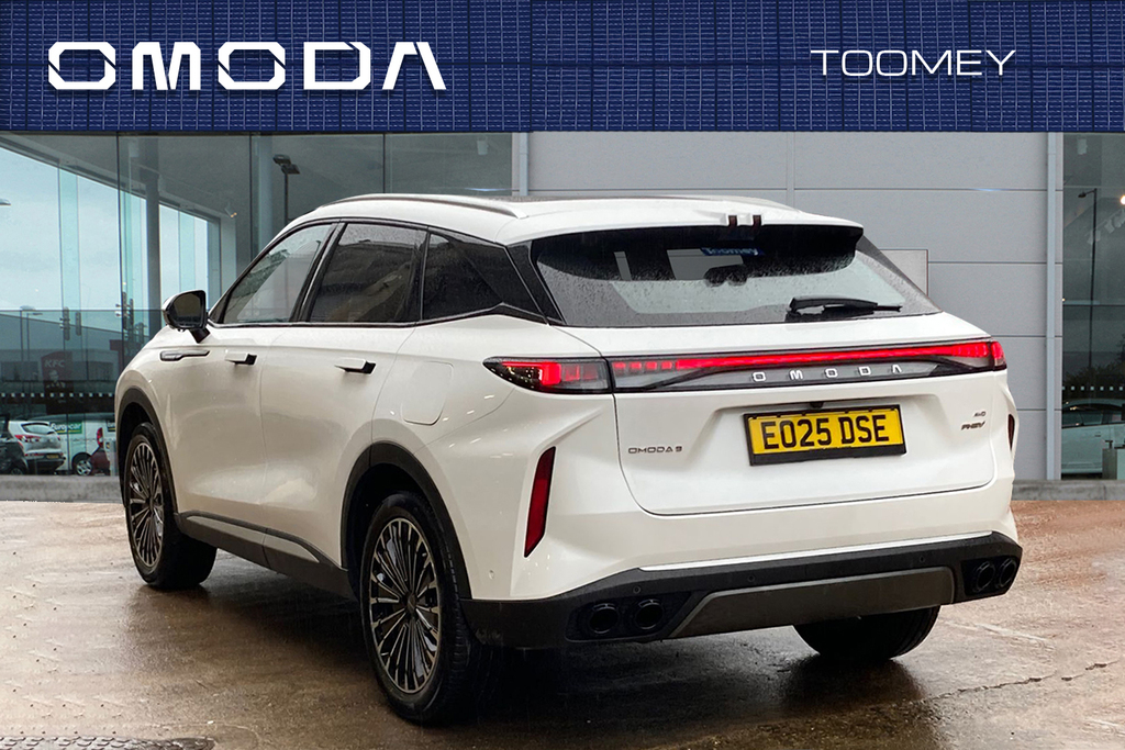 Omoda 9 1.5T Shs 34.46Kwh Noble Suv Plug In Hyb White #3