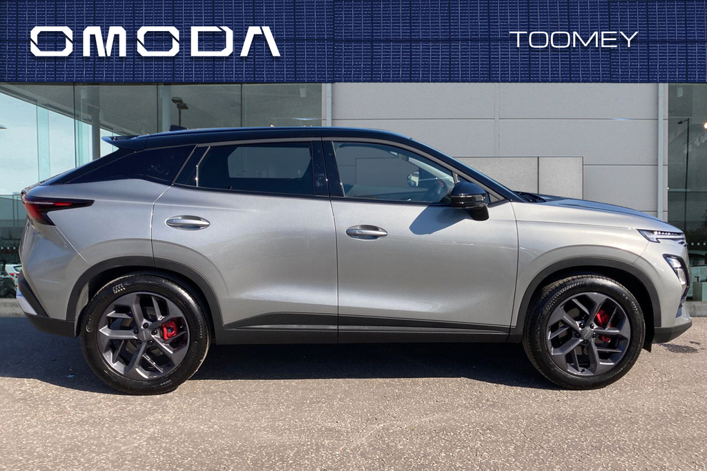Omoda 5 1.6 Tgdi Noble Suv Dct EK75VRU Black #4