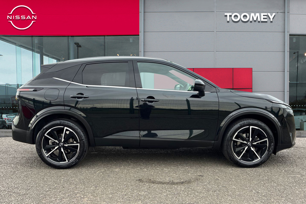 Nissan Qashqai 1.3 Dig T Mhev Tekna Suv Hybrid Xtron OX75NFJ Black #4