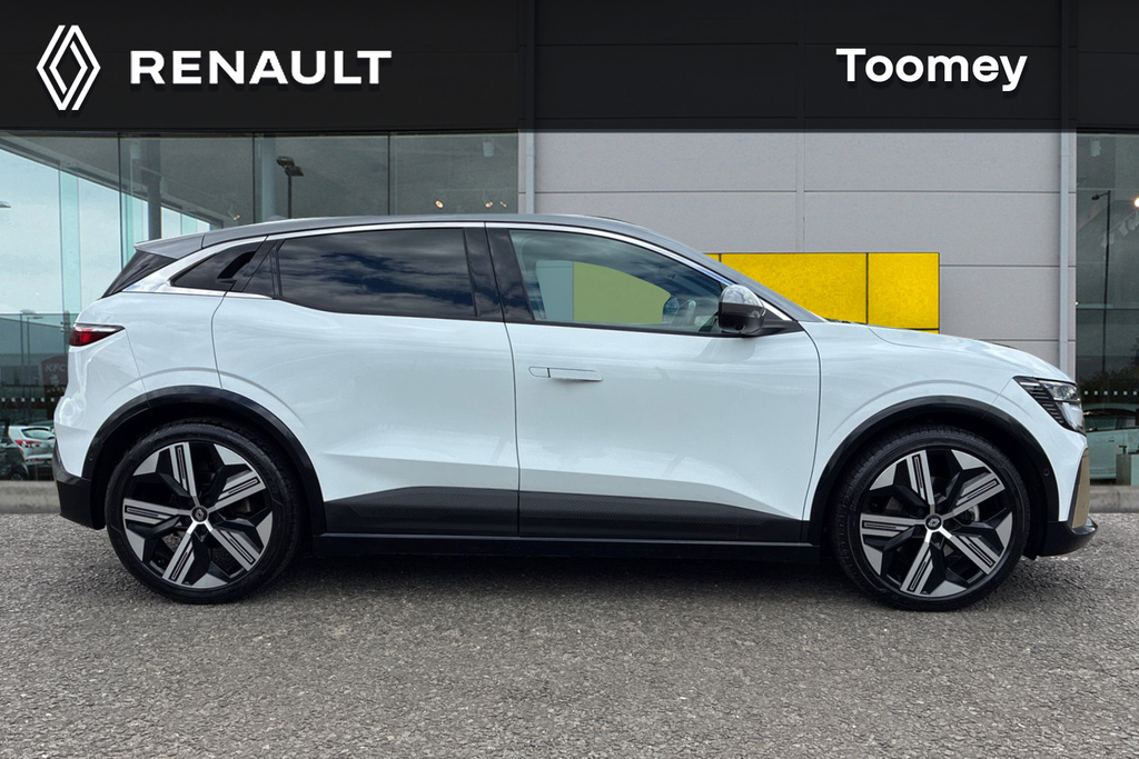 Renault Megane E-Tech 60Kwh Iconic Hatchback MM23XFR White #4
