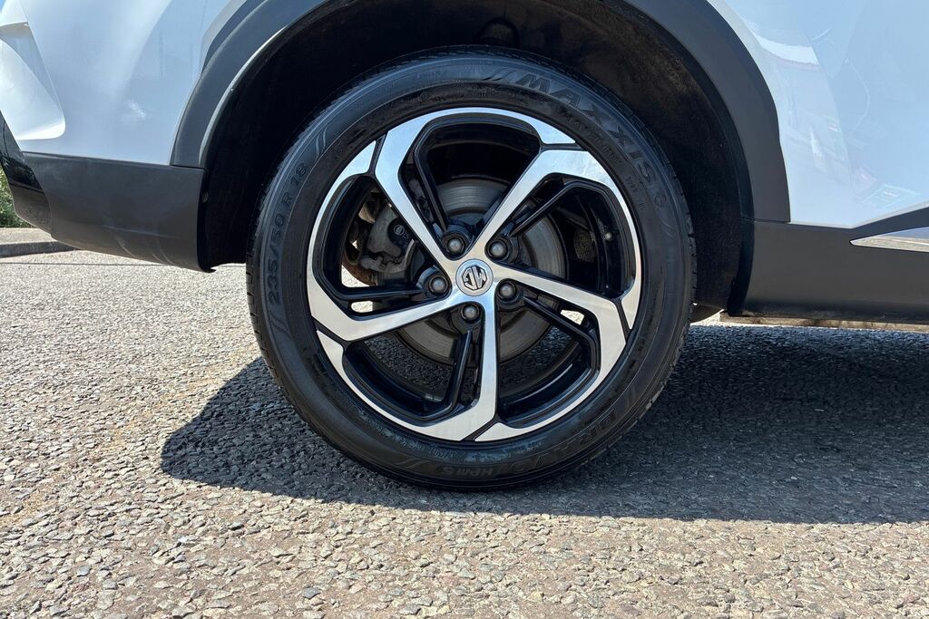 MG HS 1.5 T Gdi Trophy Suv Dct Euro 6 Ss White #5