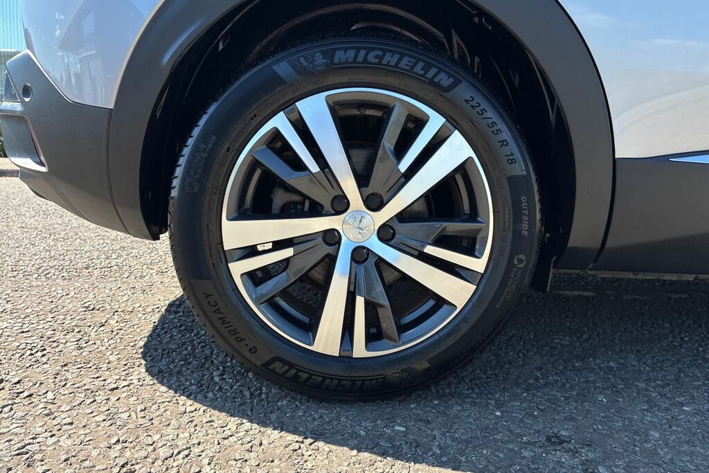 Peugeot 3008 1.2 Puretech Allure Premium Plus Suv E Grey #5