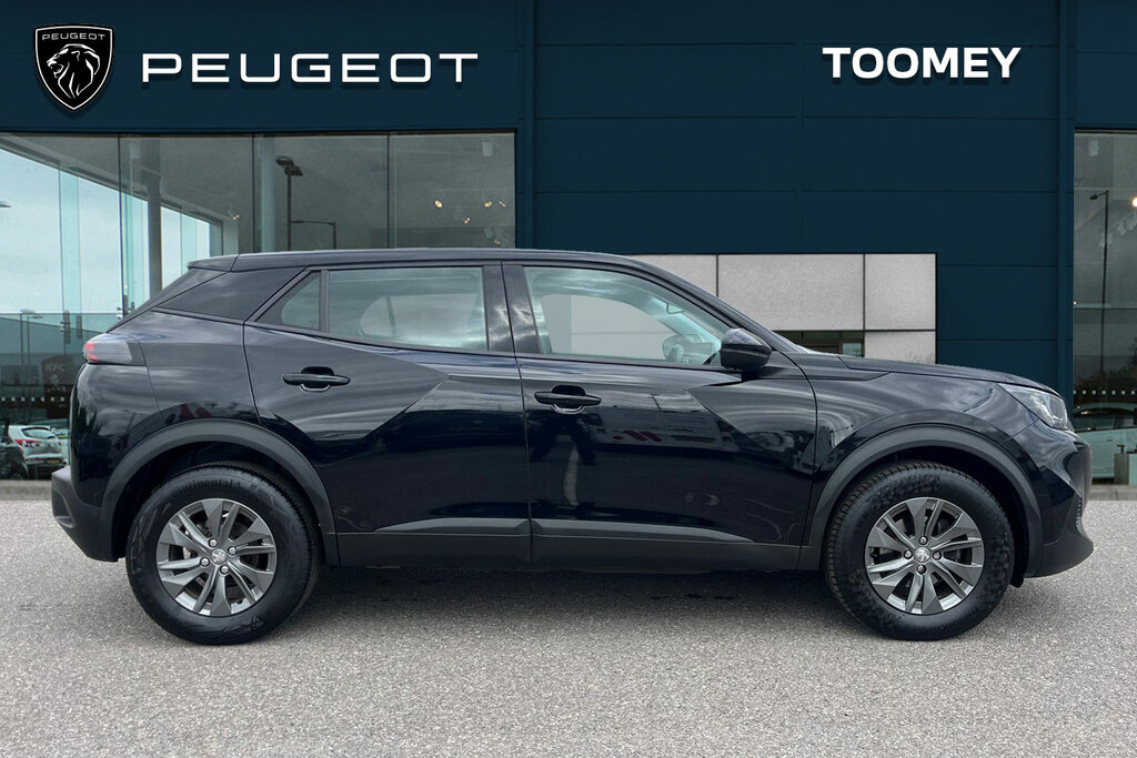 Peugeot 2008 1.2 Puretech Active Premium Suv Black #4