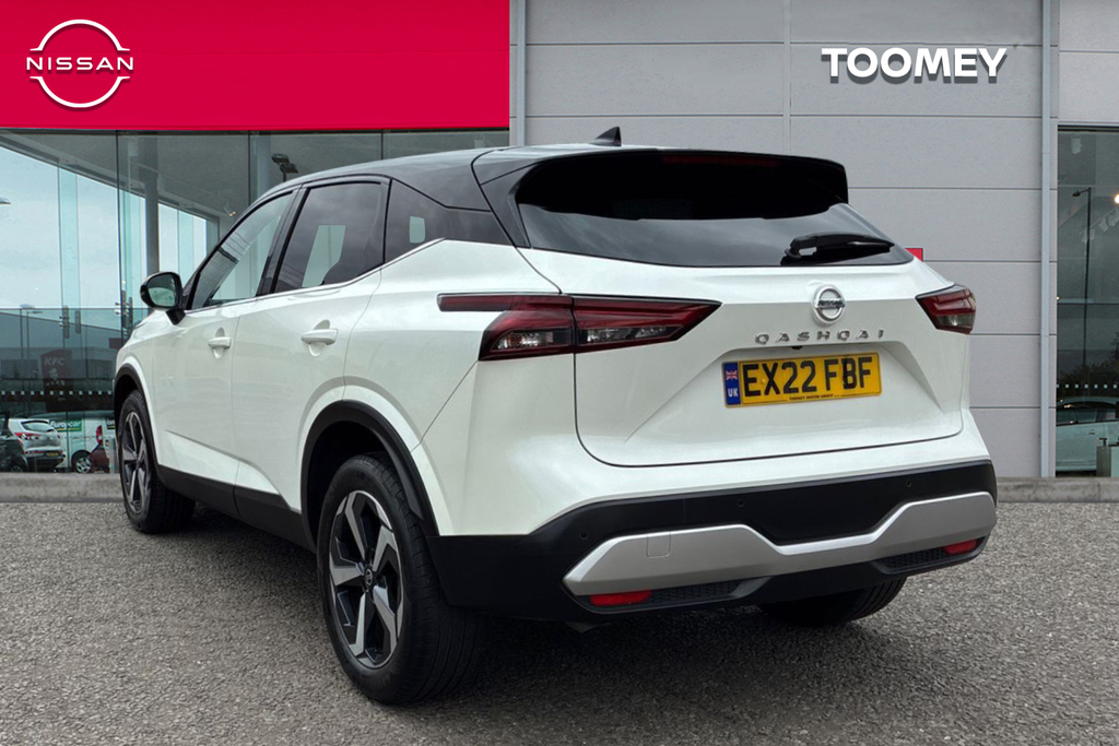 Nissan Qashqai 1.3 Dig T Mhev N Connecta Suv Hybrid Xt EX22FBF White #3