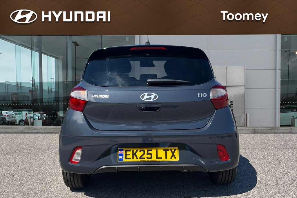 Hyundai I10 1.0 Premium Hatchback EK25LTX Grey #6