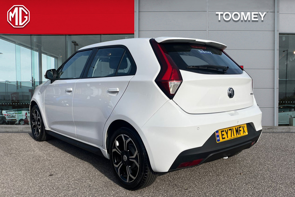 MG MG3 1.5 Vti Tech Excite Hatchback White #3