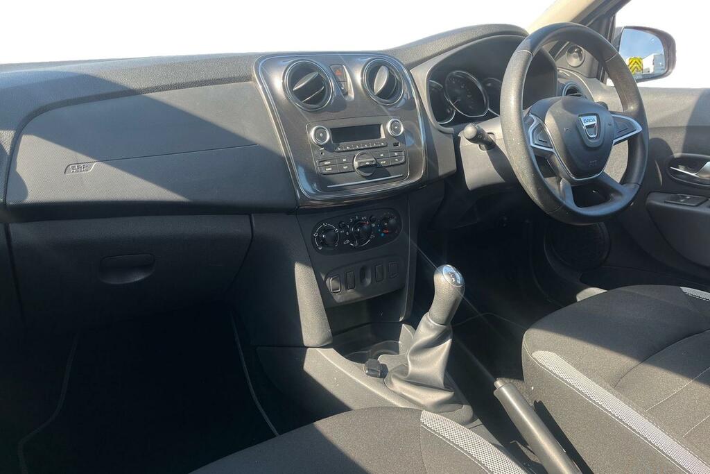 Dacia Sandero Stepway 1.0 Sce Essential Hatchback Euro White #2