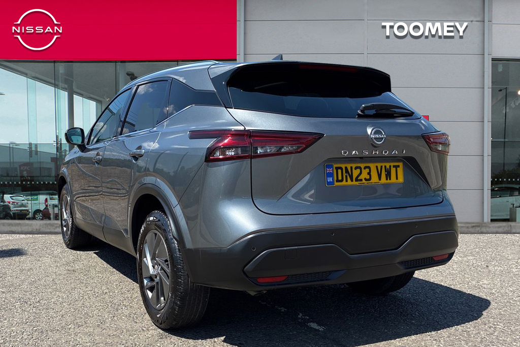 Nissan Qashqai 1.3 Dig T Mhev Acenta Premium Suv Hybri DN23VWT Grey #3
