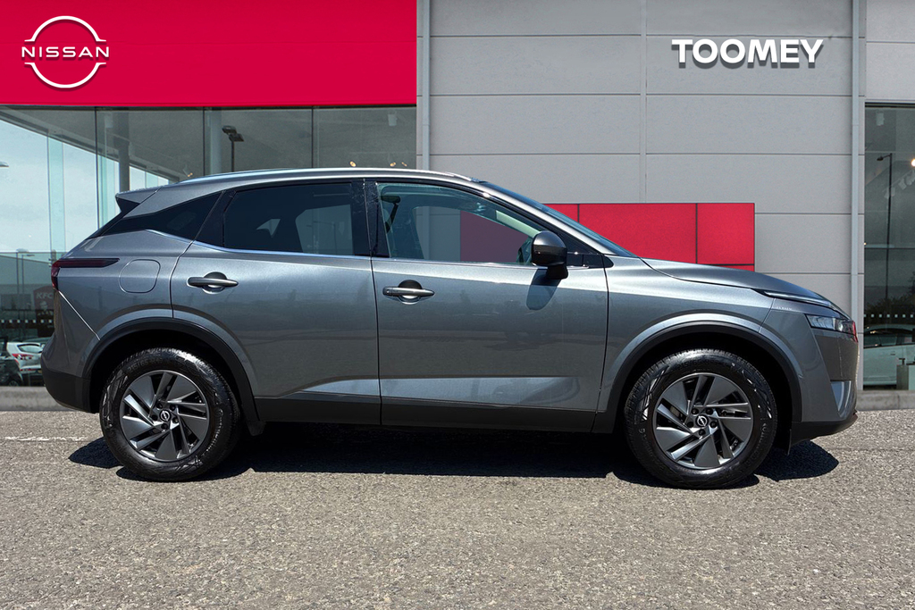 Nissan Qashqai 1.3 Dig T Mhev Acenta Premium Suv Hybri DN23VWT Grey #4