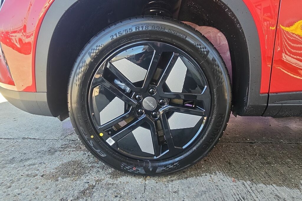 Omoda E5 Hev Auto Red #5