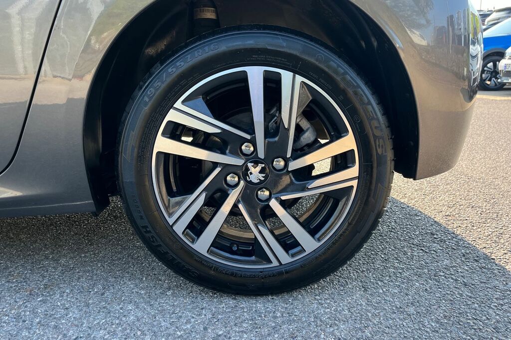 Peugeot 208 1.2 Puretech Allure Premium Hatchback M Grey #5