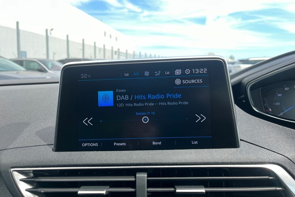Peugeot 5008 Suv 1.2 Puretech Gt Line Premium Eat Euro 6 Ss Grey #17