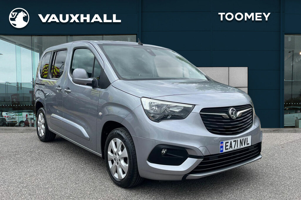 Vauxhall Combo Life 1.2 Turbo Se Mpv Euro 6 Ss 7 S Silver