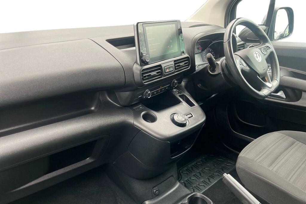 Vauxhall Combo Life 1.2 Turbo Se Mpv Euro 6 Ss 7 S Silver #2