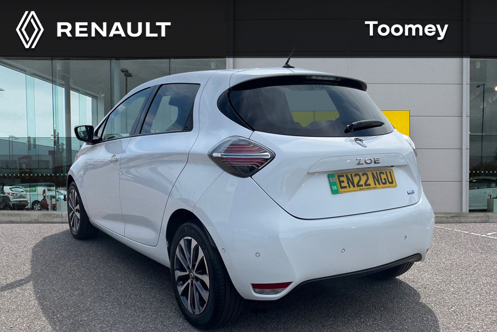 Renault Zoe R135 Ev50 52Kwh Gt Edition Hatchback White #3