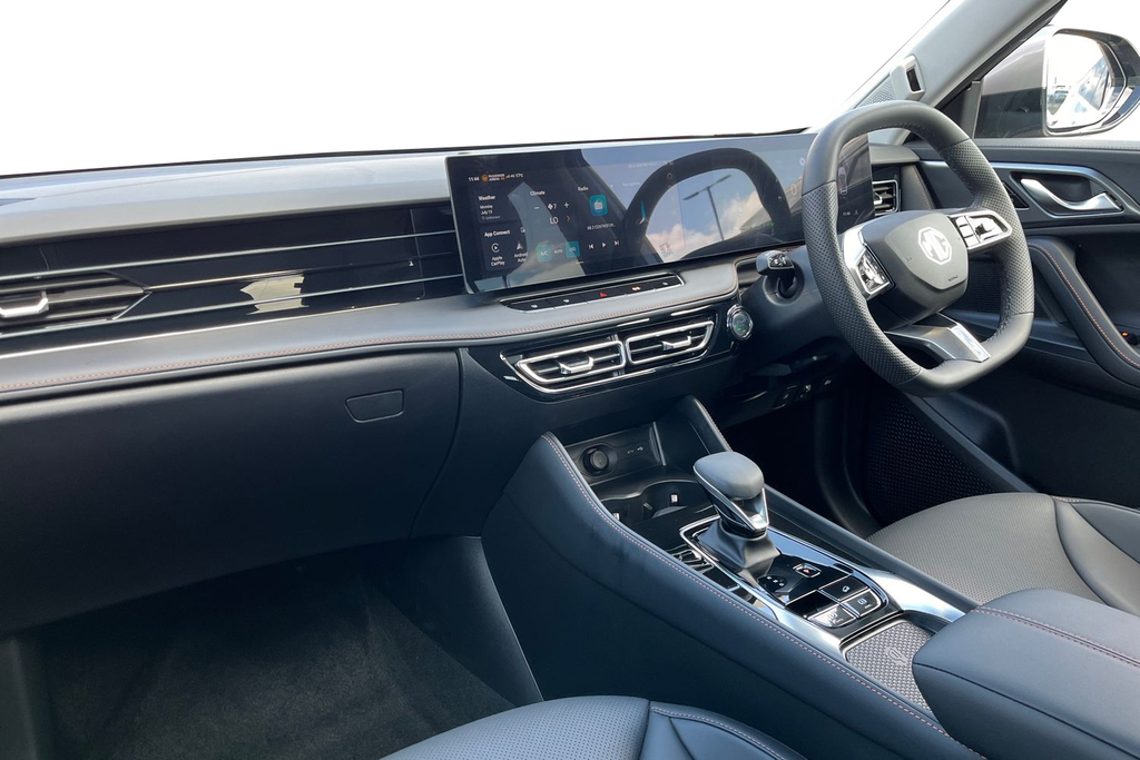 MG HS 1.5 T Gdi 24.7Kwh Trophy Suv Plug In Hy Silver #2