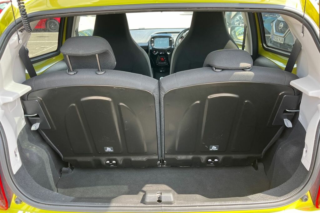 Peugeot 108  Blue #8
