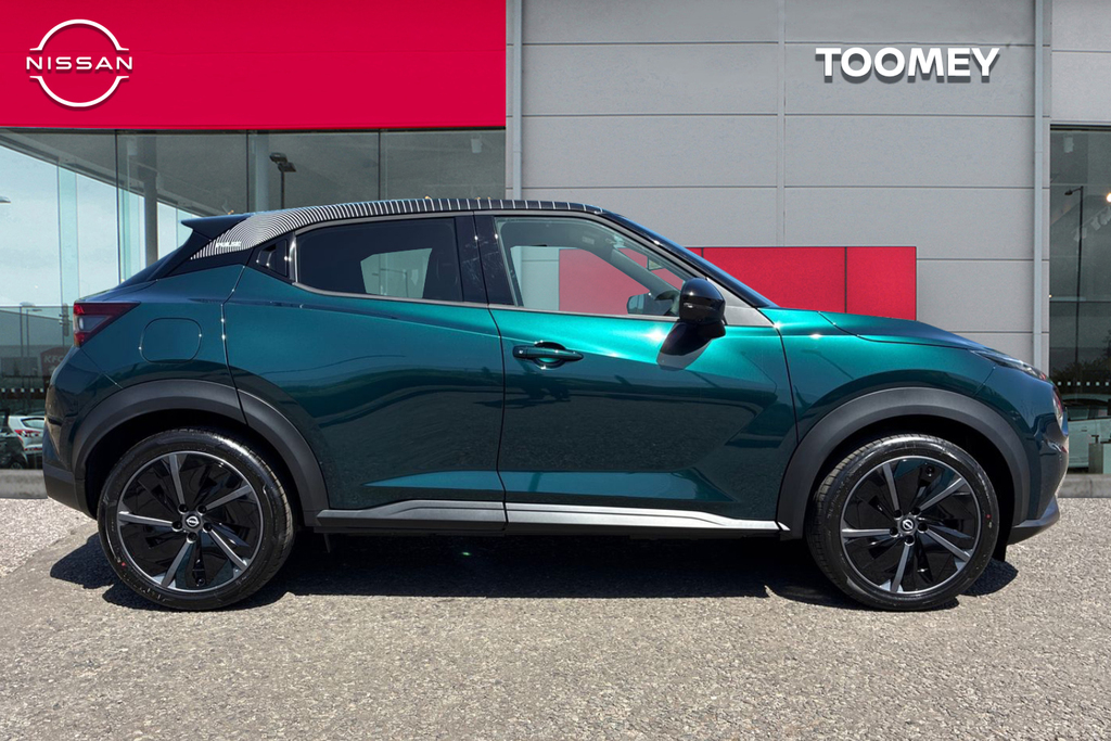 Nissan Juke 1.6 Hybrid Pulse Edition Black #4