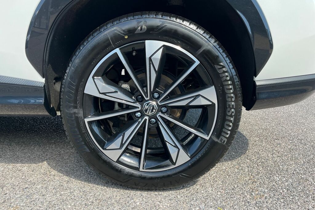 MG HS 1.5 T Gdi Trophy Suv Dct LC74DSY White #5
