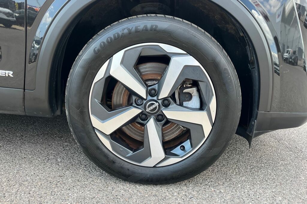 Nissan Qashqai 1.5 H E Power N Connecta Suv Hybrid Aut DN23OLX Black #5