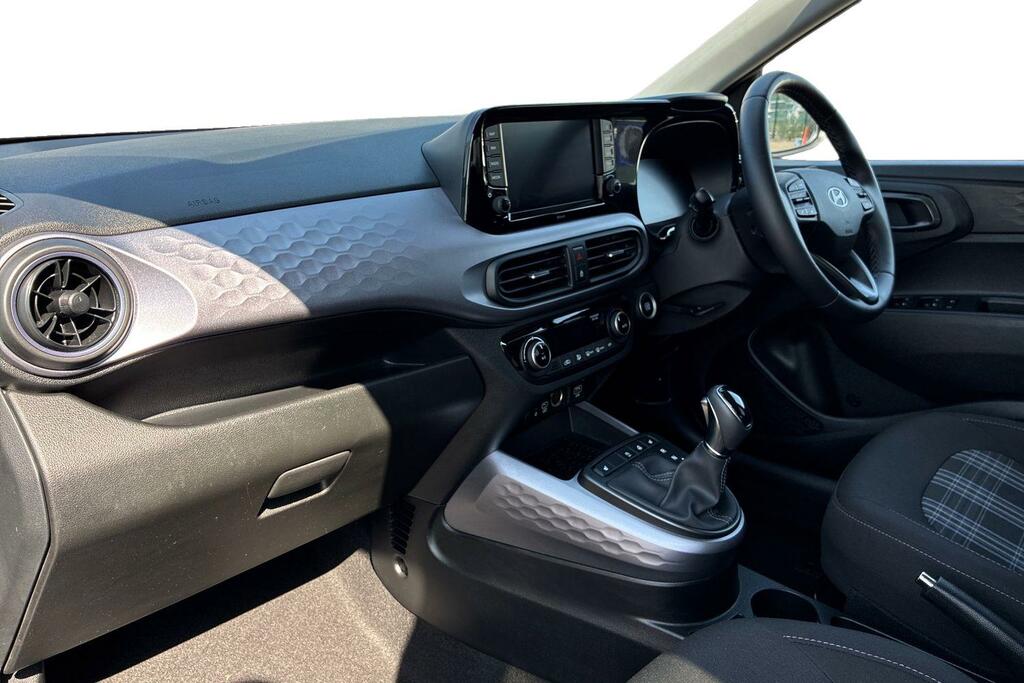 Hyundai I10 1.0 Premium Hatchback Euro 6 Ss Grey #2