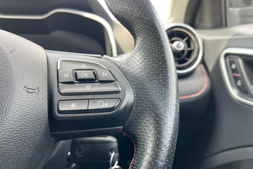 MG ZS 1.5 Vti-tech Excite Red #21