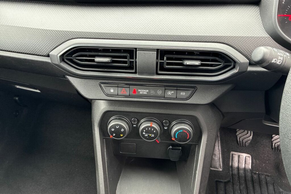 Dacia Sandero 1.0 Sce Essential White #17