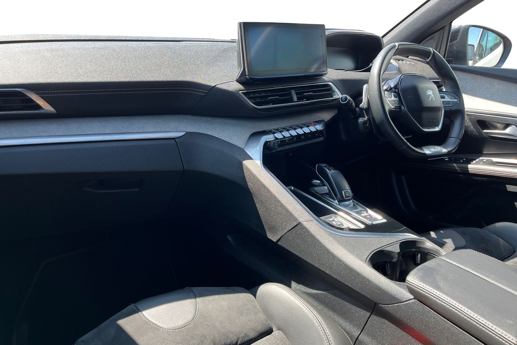 Peugeot 3008 1.2 Puretech Gt Premium Suv Eat Euro 6 Red #2