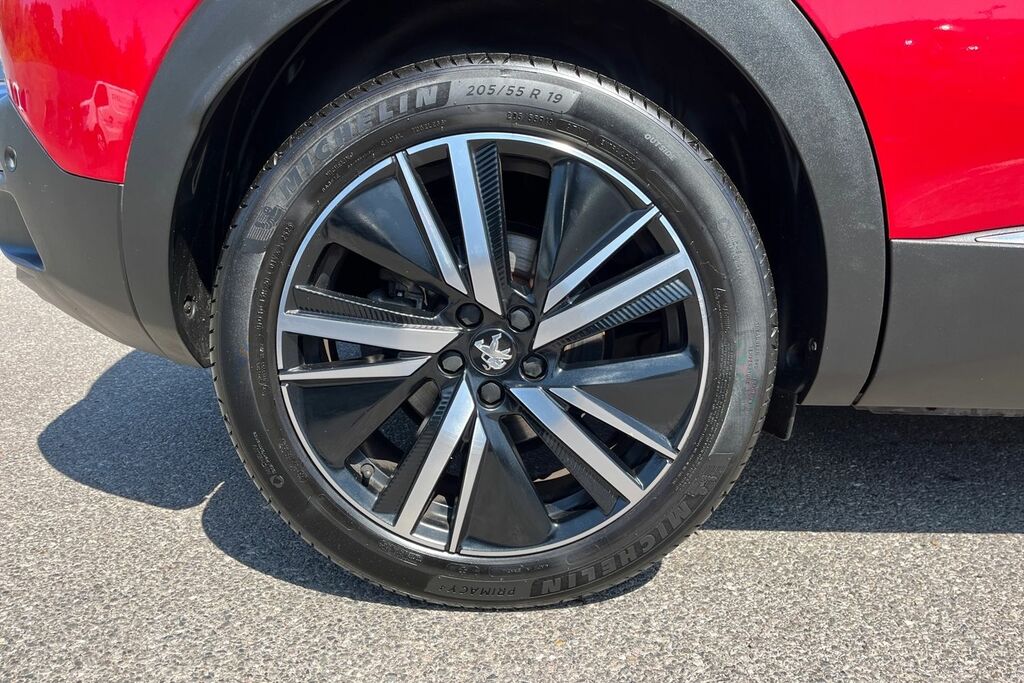 Peugeot 3008 1.2 Puretech Gt Premium Suv Eat Euro 6 Red #5