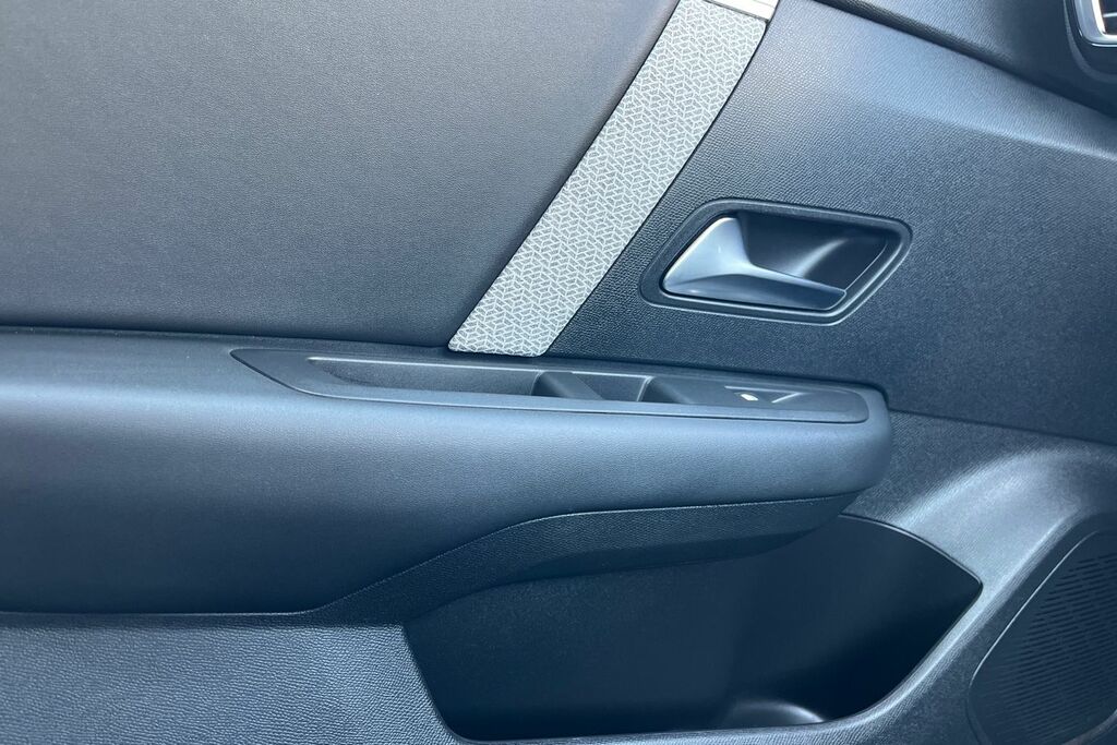 Citroen C4 1.2 Puretech 130 Shine Black #16