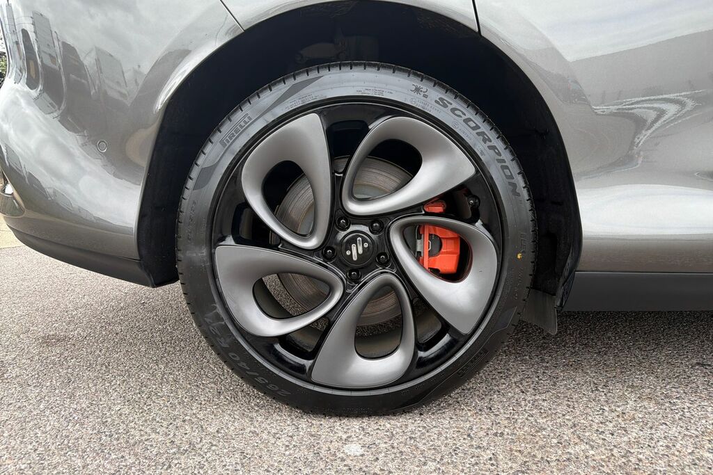 MG IM6 100Kwh Long Range Suv 407 Ps #5