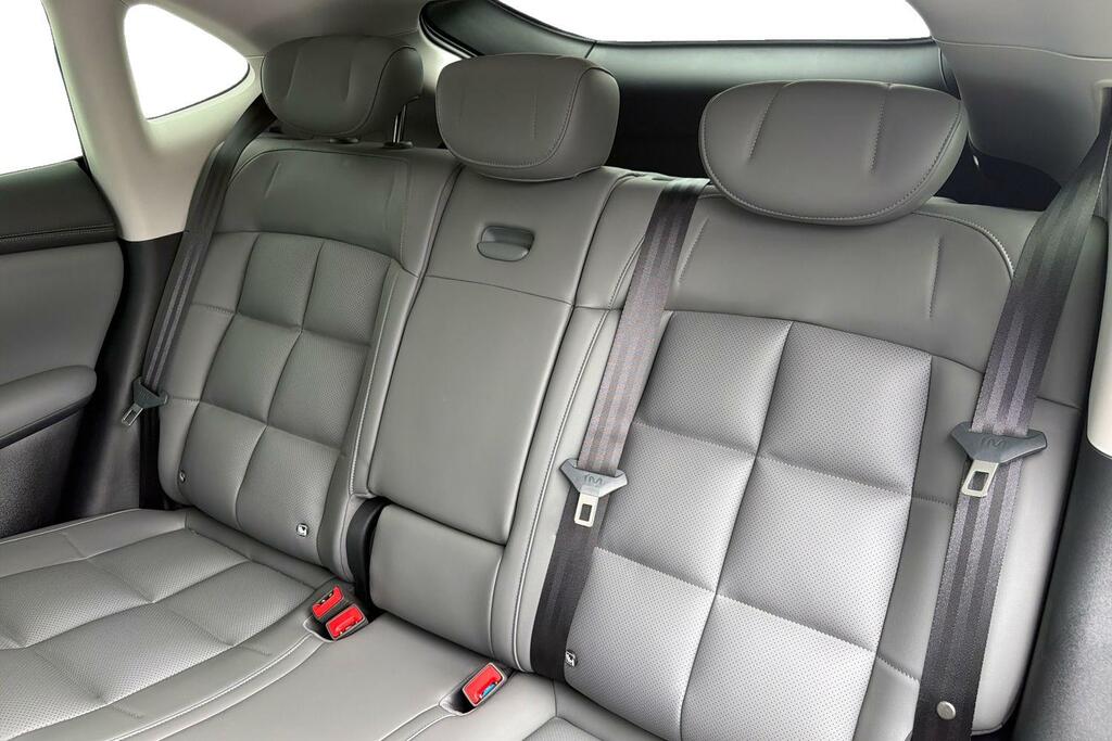 MG IM6 100Kwh Long Range Suv 407 Ps #9